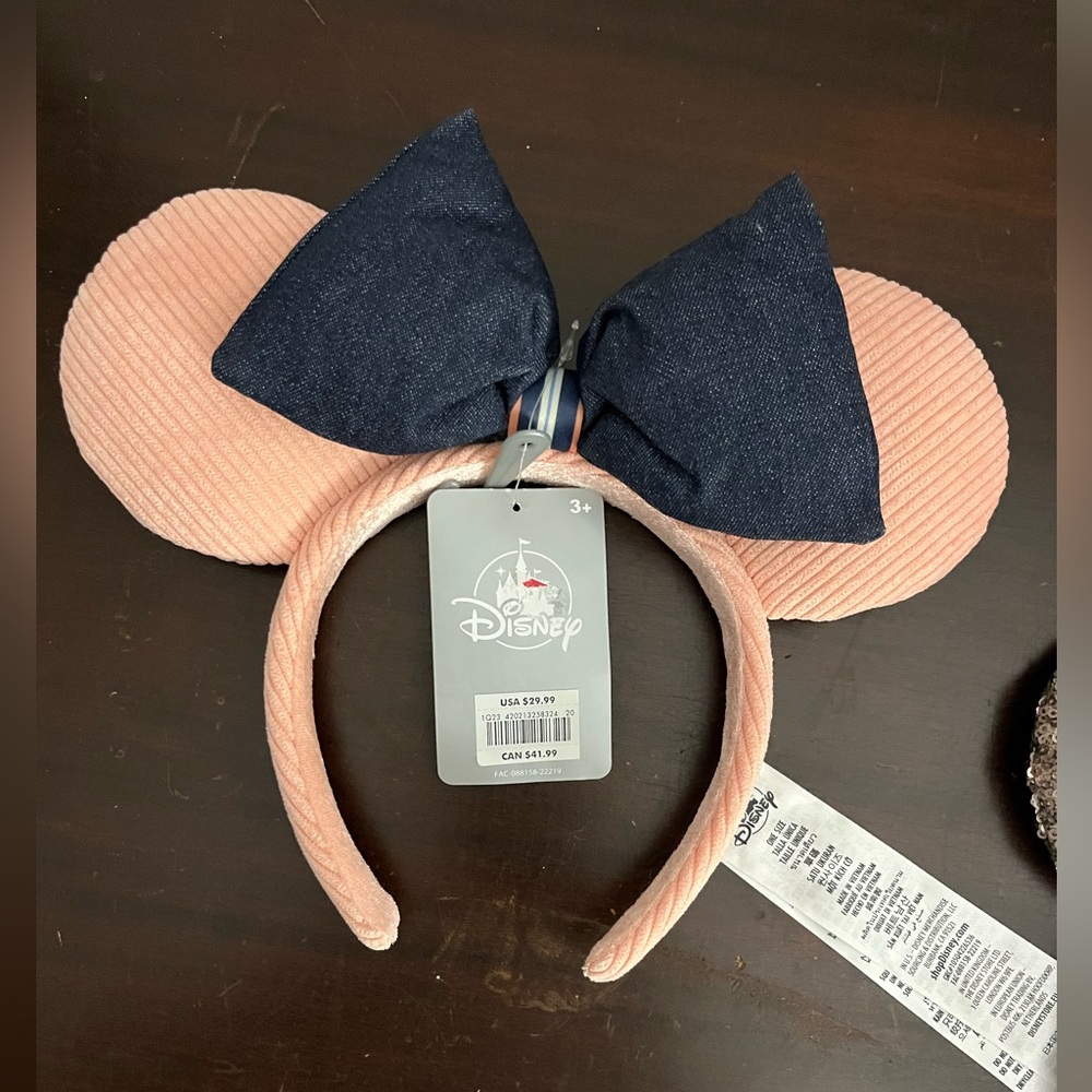 DISNEY Minnie Mouse Ear